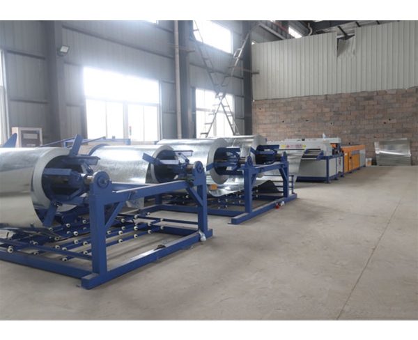 風(fēng)管生產(chǎn)線(xiàn)六線(xiàn)