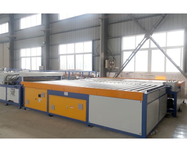 風(fēng)管生產(chǎn)線六線