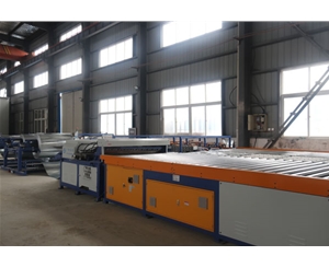 風(fēng)管生產(chǎn)線六線